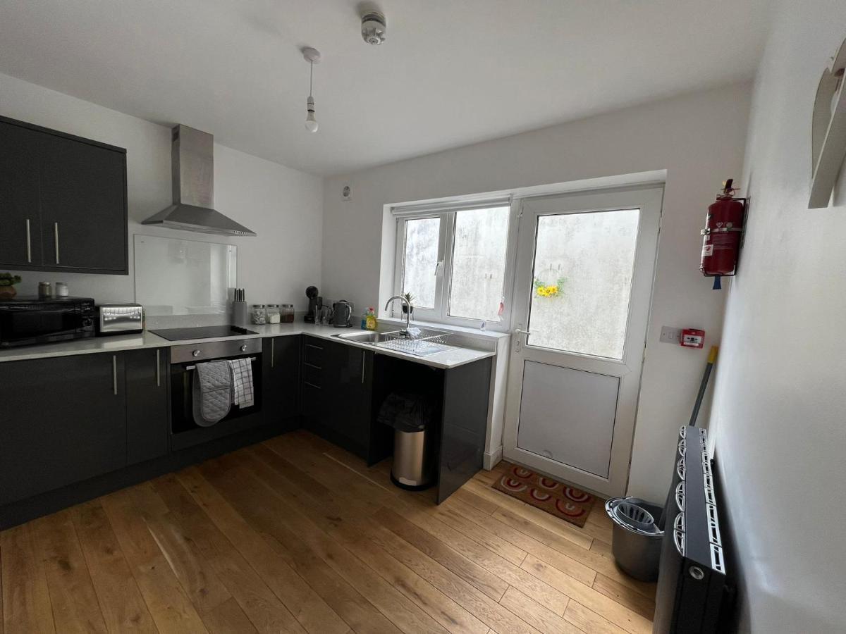 Dream Weaver Apartment Swansea Buitenkant foto